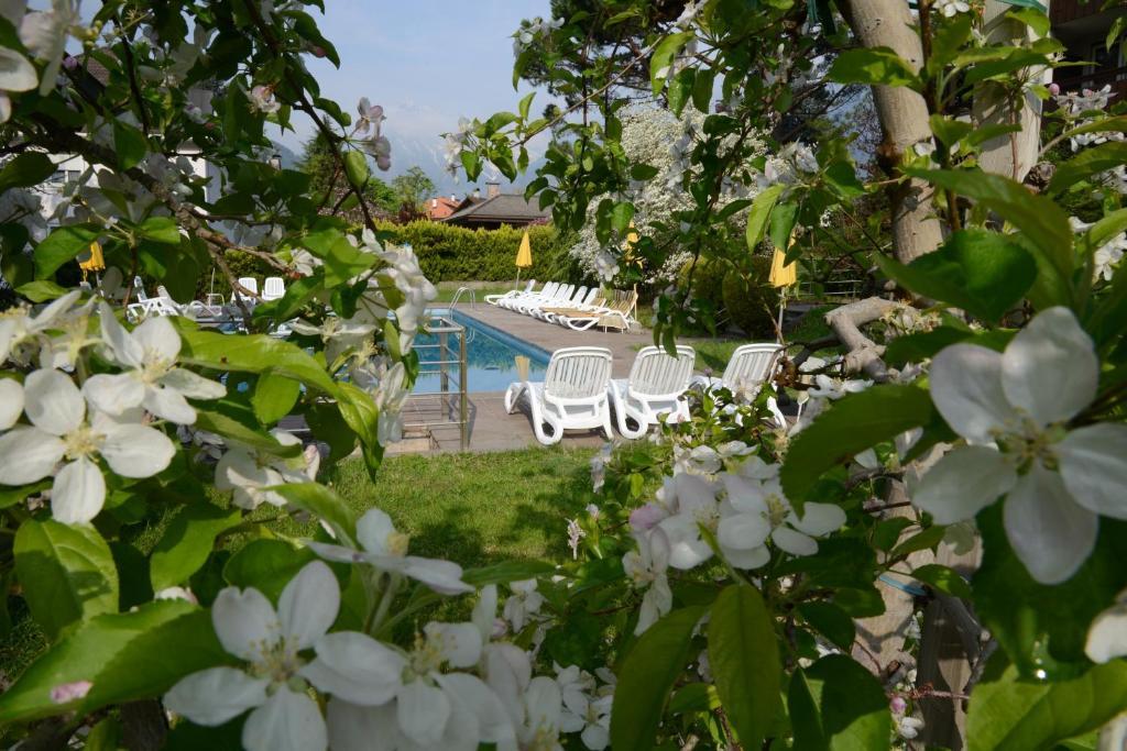 Hotel Tannerhof Мерано Екстериор снимка